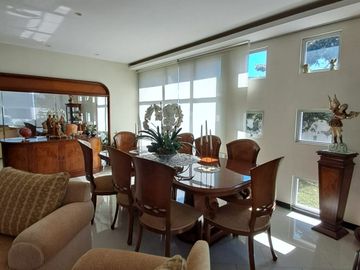 VENDO CASA TANDA NAYON CUMBAYA QUITO CONJUNTO