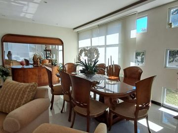 VENDO CASA TANDA NAYON CUMBAYA QUITO CONJUNTO