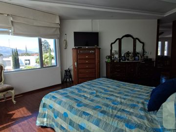 VENDO CASA TANDA NAYON CUMBAYA QUITO CONJUNTO