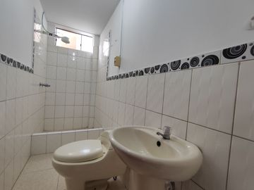 ALQUILER DEPARTAMENTO EN CHORRILLOS – A UNA CUADRA DE LA UPC VILLA
