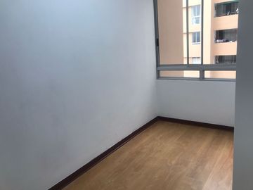 SE VENDE LINDO DEPARTAMENTO  DUPLEX, MODERNO EDIFICIO – CERCADO DE LIMA