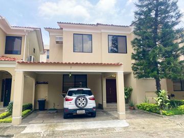 C336 - Venta Casa en Samborondón Primeros kilómetros 4 dormitorios