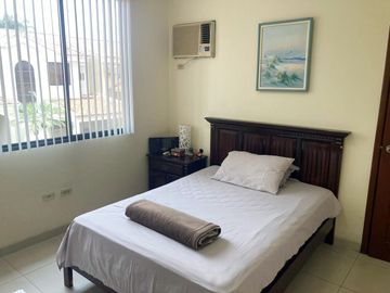 C336 - Venta Casa en Samborondón Primeros kilómetros 4 dormitorios