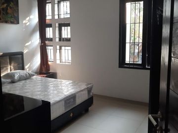 Rumah Bagus 1,5 Lantai Siap Huni Di Cluster Batununggal Bandung [PK046]