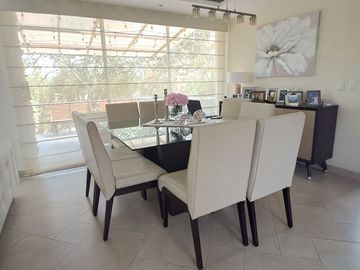 VENDO CASA TACURI NAYON CUMBAYÁ QUITO URBANIZACIÓN