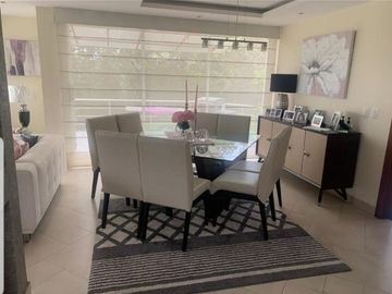 VENDO CASA TACURI NAYON CUMBAYÁ QUITO URBANIZACIÓN