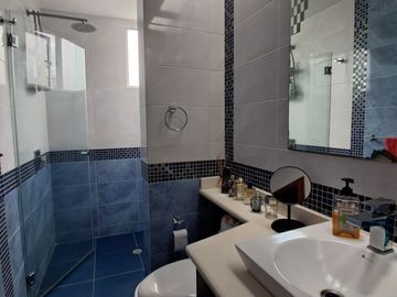 VENDO CASA TACURI NAYON CUMBAYÁ QUITO URBANIZACIÓN