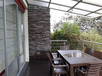 VENDO CASA TACURI NAYON CUMBAYÁ QUITO URBANIZACIÓN