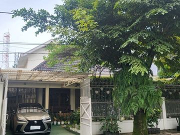 Disewakan Rumah Bagus Terawat Di Gatsu Gatot Subroto Kota Bandung [PK050]