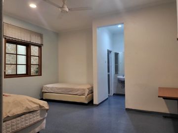 Disewakan Rumah Bagus Terawat Di Gatsu Gatot Subroto Kota Bandung [PK050]