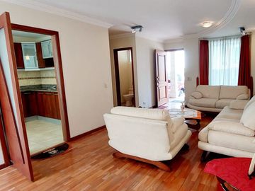 Vendo casa 4 dormitorios, dentro de conjunto, sector Norte, Santa Lucía Alta