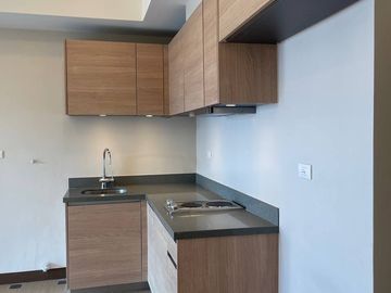 YOUR DREAM HOME AWAITS! - READY FOR OCCUPANCY UNIT - SPACIOUS STUDIO UNIT WITH BALCONY