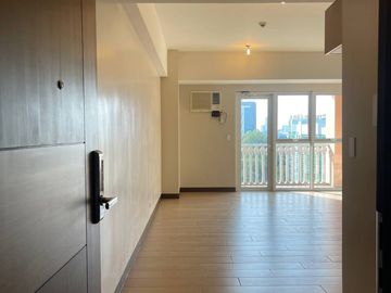 YOUR DREAM HOME AWAITS! - READY FOR OCCUPANCY UNIT - SPACIOUS STUDIO UNIT WITH BALCONY