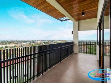 For Sale 4 Bedroom House in Vista Grande Talisay City Cebu