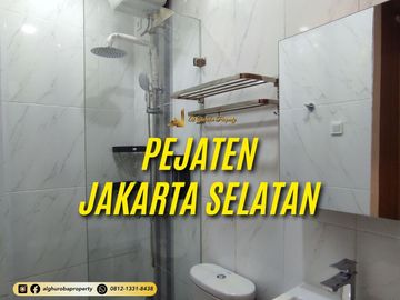 Townhouse Muslim Murah Pejaten Pasar Minggu Listrik Underground Akses Mudah ke Kawasan Bisnis SCBD 2 Milyar-an