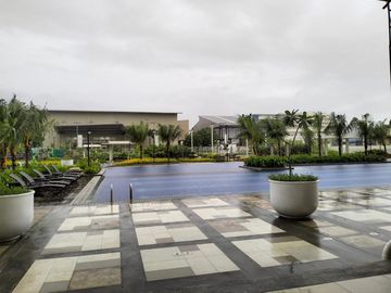 FOR SALE CONDO IN LAS PINAS SONORA GARDEN NEAR CAVITE ROBINSON ALABANG SM SOUTH MALL You sent details pala