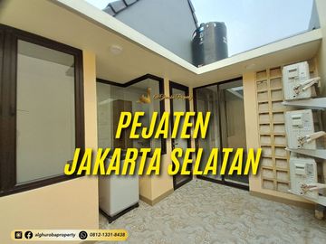 RUMAH TOWNHOUSE MUSLIM TANPA RIBA BISA CUSTOME PRIVATE LIFT DAN ATTIC ROOM PASAR MINGGU JAKARTA SELATAN