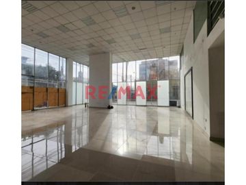 EDIFICIO CORPORATIVO EN ALQUILER EN IMPORTANTE VIA DE SALAMANCA, 2,450 M²