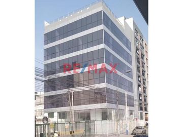 EDIFICIO CORPORATIVO EN ALQUILER EN IMPORTANTE VIA DE SALAMANCA, 2,450 M²