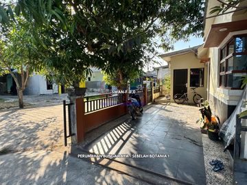 Bunga Raya Corner House Next to Botania 1 Batam Center For Sale