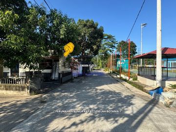 Bunga Raya Corner House Next to Botania 1 Batam Center For Sale