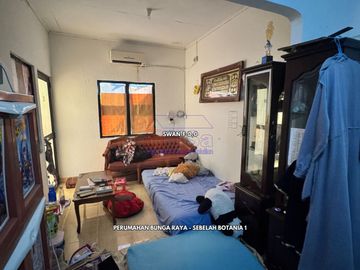 Bunga Raya Corner House Next to Botania 1 Batam Center For Sale