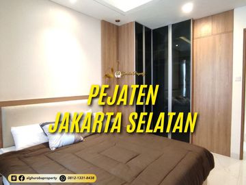 RUMAH TOWNHOUSE SIAP HUNI ADA LIFT DAN ATTIC ROOM PASAR MINGGU PEJATEN DEKAT KEMANG JAKARTA SELATAN