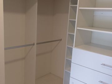 VENTA Flat de 3 dormitorios, linda vista a Jr. Paseo del Bosque en San Borja