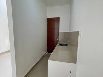 RUMAH BARU SIAP HUNI AKSES TOL DESARI, PAMULANG DAN MRT LEBAK BULUS 600 JUTA-AN