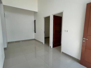 RUMAH BARU SIAP HUNI AKSES TOL DESARI, PAMULANG DAN MRT LEBAK BULUS 600 JUTA-AN