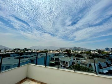 VENTA DEPARTAMENTO DUPLEX LA MOLINA CERCA A COLEGIOS Y UNIVERSIDADES