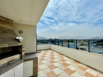 VENTA DEPARTAMENTO DUPLEX LA MOLINA CERCA A COLEGIOS Y UNIVERSIDADES