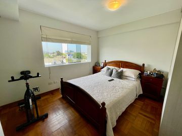 VENTA DEPARTAMENTO DUPLEX LA MOLINA CERCA A COLEGIOS Y UNIVERSIDADES