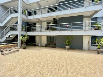 VENTA DEPARTAMENTO DUPLEX LA MOLINA CERCA A COLEGIOS Y UNIVERSIDADES