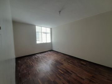 VENDO DEPARTAMENTO EN PUEBLO LIBRE