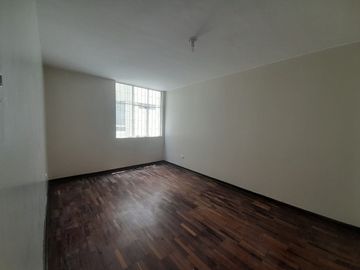 VENDO DEPARTAMENTO EN PUEBLO LIBRE
