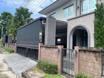 For sale, 2 houses, luxury style, quality society, near Chiang Mai Provincial Government Center