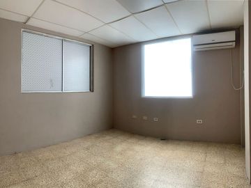 VENTA DE DEPARTAMENTO EN KENNEDY CON USO COMERCIAL
