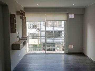 Departamento En Alquier En Lince