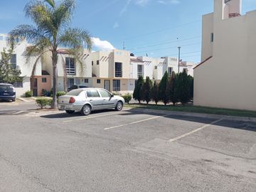 se vende casa en zapopan tesistan