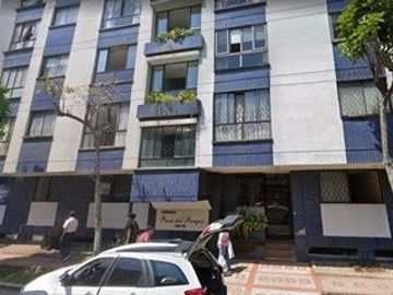 VENDO APARTAMENTO EN EDIFICIO PASEO DEL PARQUE EN EL BARRIO SOTOMAYOR