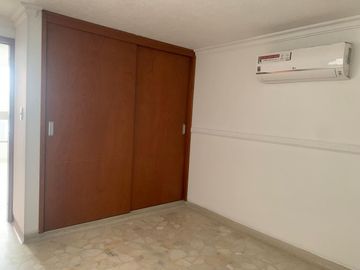VENDO APARTAMENTO EN EDIFICIO PASEO DEL PARQUE EN EL BARRIO SOTOMAYOR