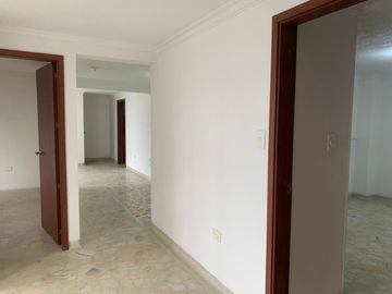 VENDO APARTAMENTO EN EDIFICIO PASEO DEL PARQUE EN EL BARRIO SOTOMAYOR