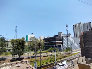 ¡Oportunidad Única en La Victoria! Tu Nueva Casa o Negocio Te Espera