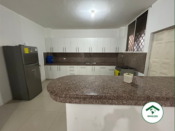 CASA  INDEPENDIENTE DE OPORTUNIDAD EN ZONA NORTE DE PORTOVIEJO