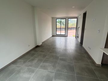 VENTA DE CASA EN CONJUNTO CERRADO EN LA FLORIDA DE 98M2, MANIZALES