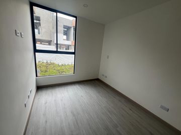 VENTA DE CASA EN CONJUNTO CERRADO EN LA FLORIDA DE 98M2, MANIZALES