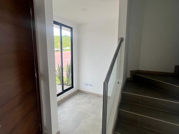 VENTA DE CASA EN CONJUNTO CERRADO EN LA FLORIDA DE 98M2, MANIZALES