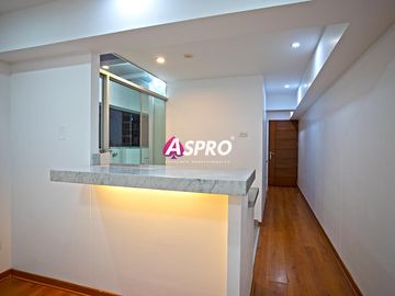 Venta Departamento Duplex en Av San Felipe, Jesus Maria