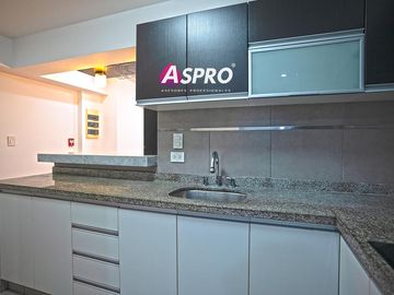 Venta Departamento Duplex en Av San Felipe, Jesus Maria